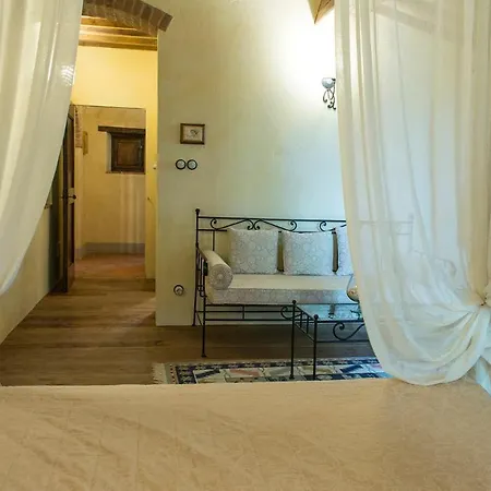 Villa La Madonnina 15&2 *